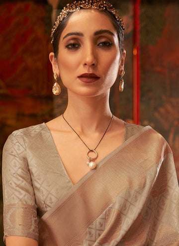 Simple Looking Copper Zari Handloom Weaving Work Beige Saree